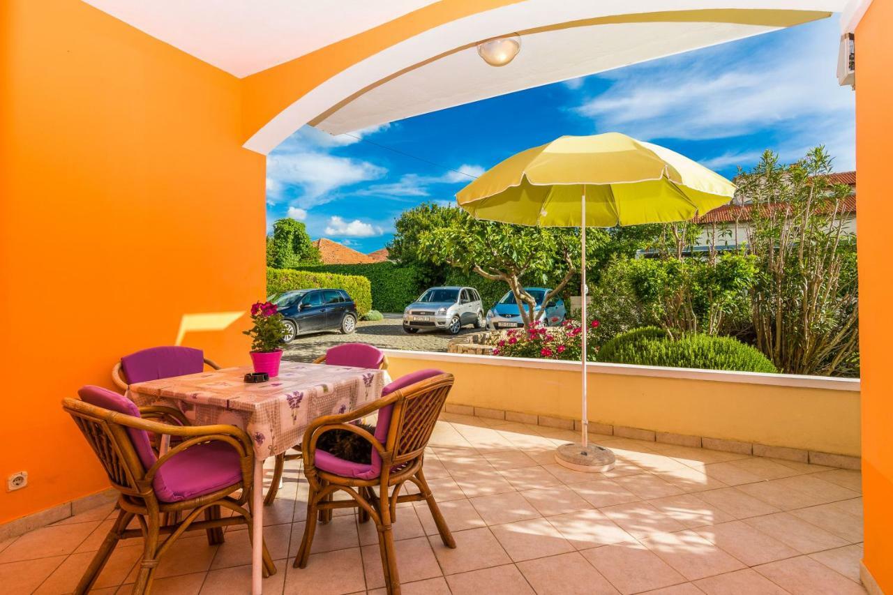 Apartmani Albi Zaton  Buitenkant foto