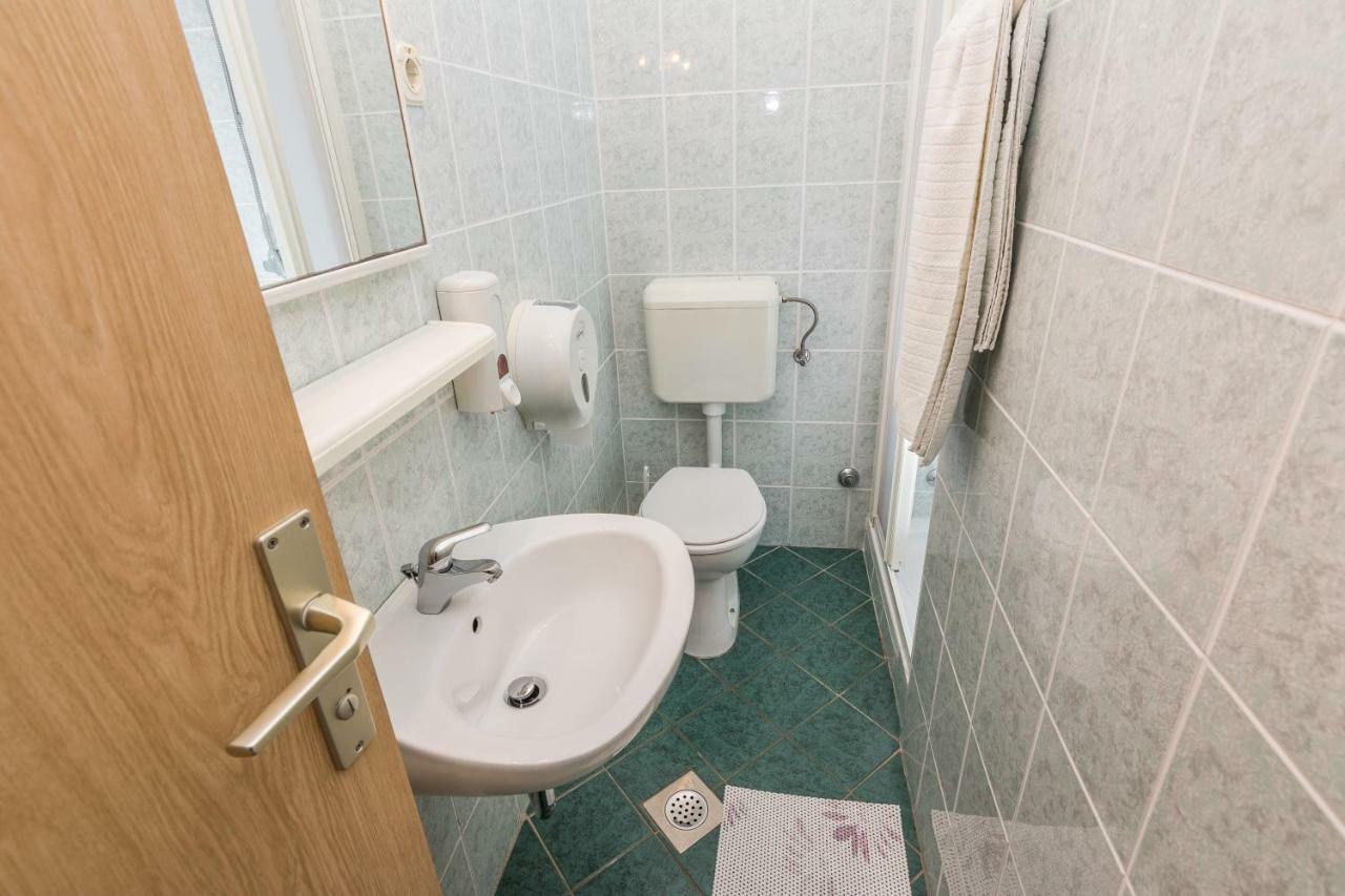 Apartmani Albi Zaton  Buitenkant foto