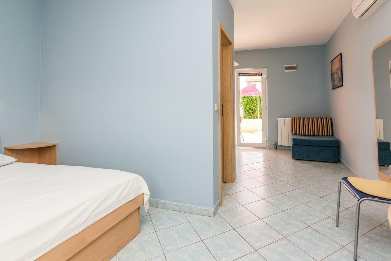 Apartmani Albi Zaton  Buitenkant foto